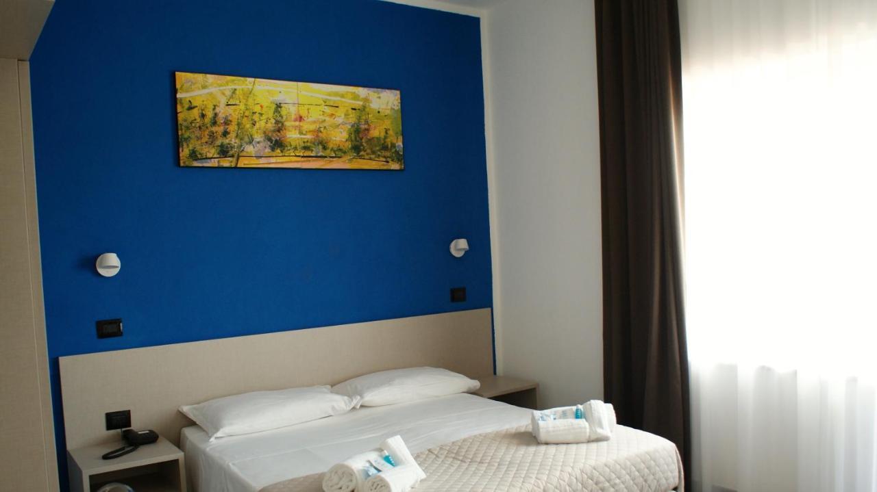 Hotel Palazzo Caveja Rimini Exterior photo
